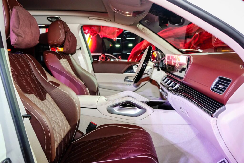 Maybach GLS 600 Giá Lăn Bánh 2025