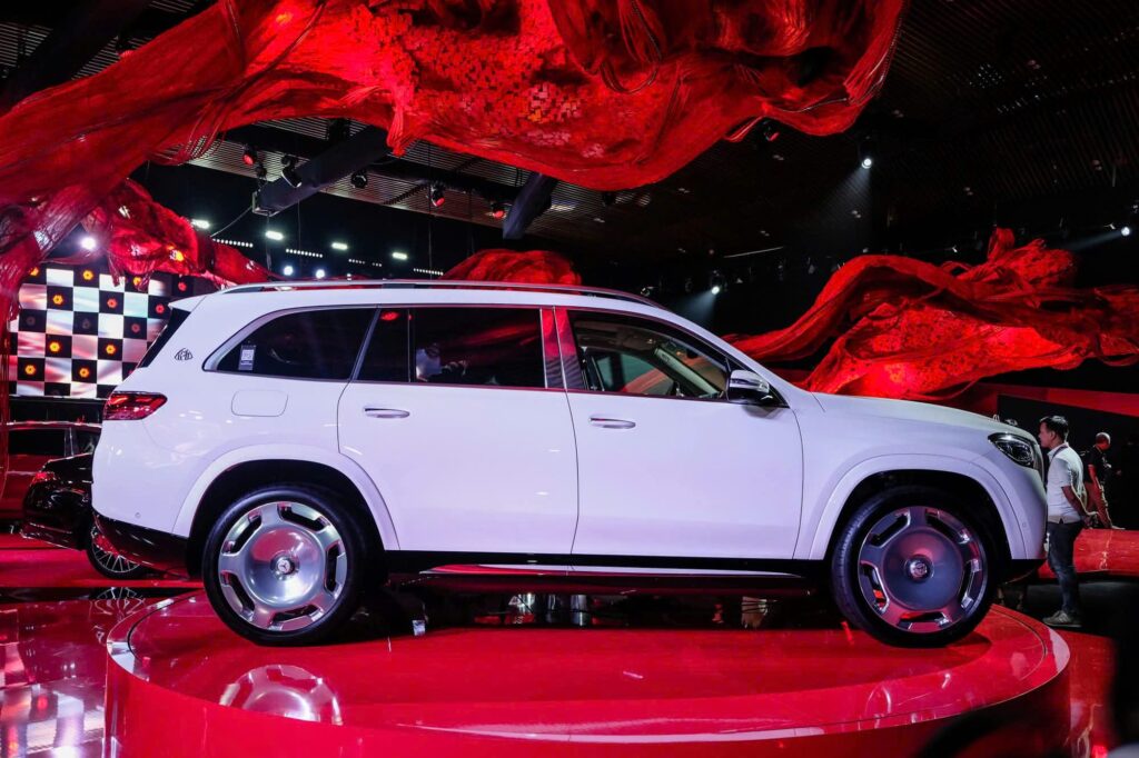 Maybach GLS 600 Giá Lăn Bánh 2025