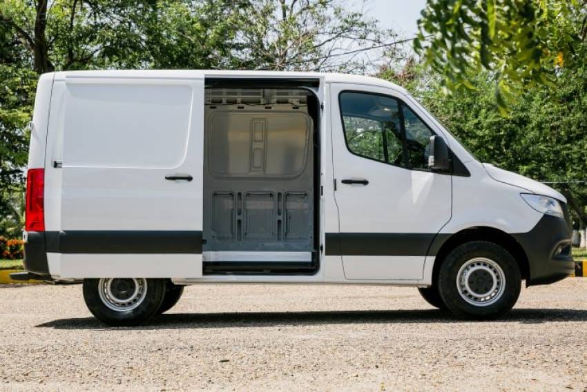 Thông Số Kỹ Thuật Xe Mercedes Sprinter 311: Đặc Điểm và Hiệu Suất Vượt Trội 3113