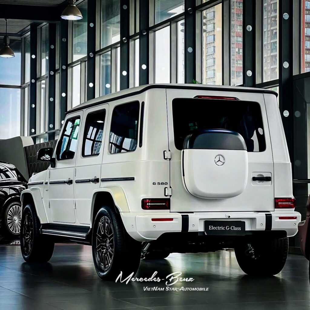 Mercedes AMG G580 Mau Trang 6