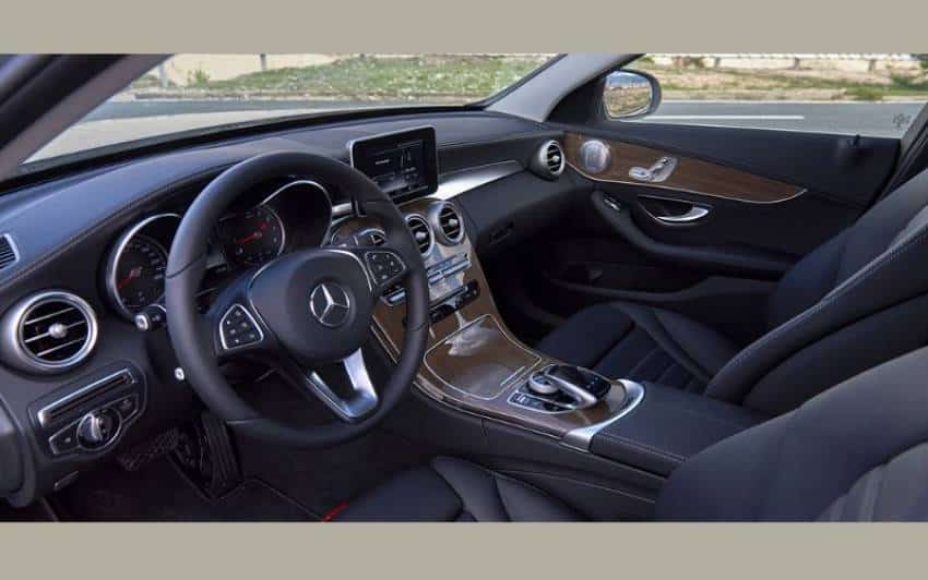 noi that xe mercedes c250 3