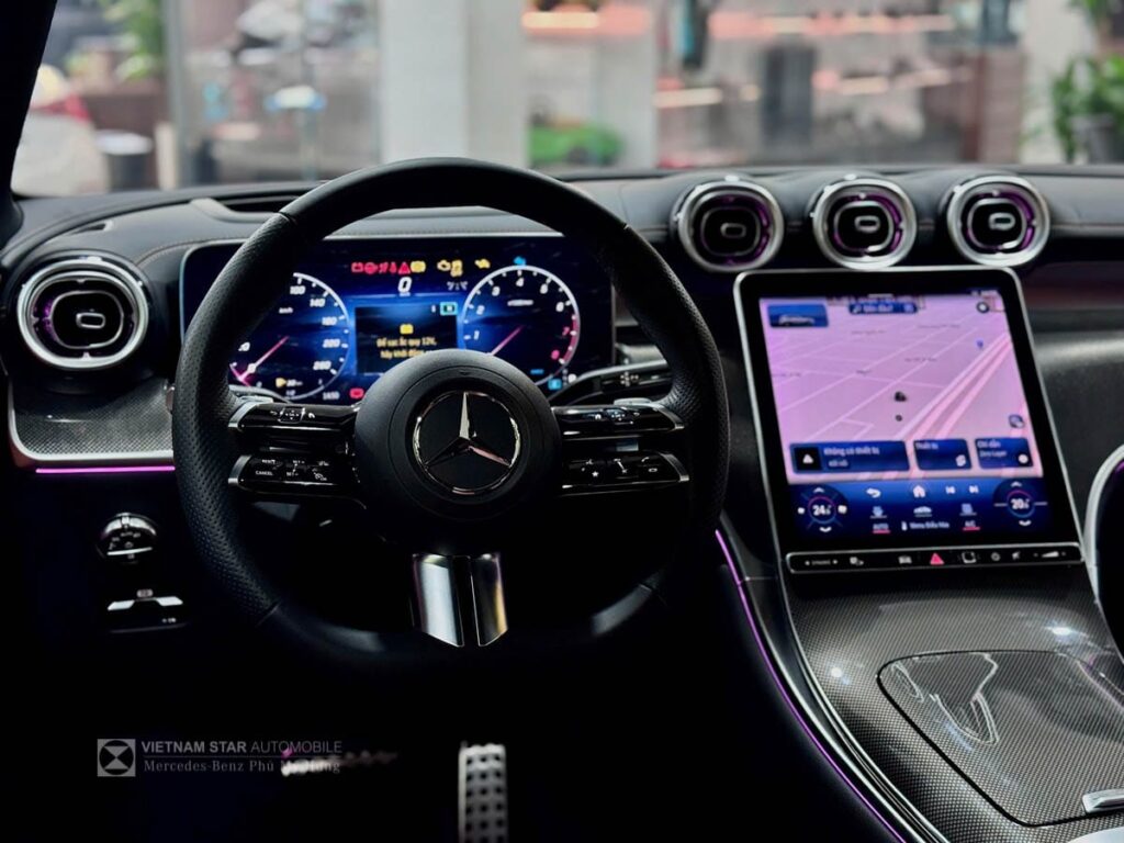 Giá Xe Mercedes GLC 300 4Matic – Cập Nhật Mới Nhất 2025 Giá xe Mercedes GLC 300 4Matic 2025 – Nội thất sang trọng