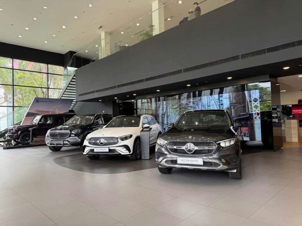 Mercedes-Benz Vietnam Star Tân Thuận - Trải Nghiệm Dịch Vụ Hàng Đầu Tại Quận 7 Mercedes Benz Vietnam Star Tan Thuan 3