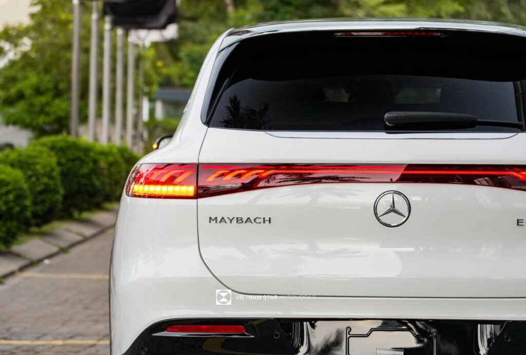 Ngoai That Maybach EQS 680 2