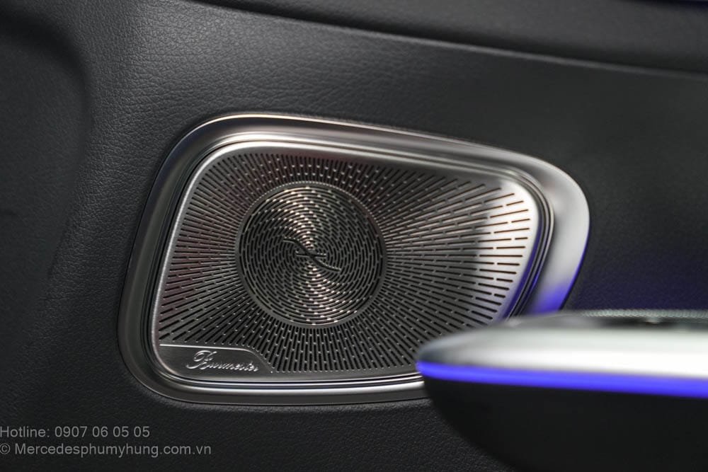 Noi That Xe Mercedes GLC 300 4MATIC 23