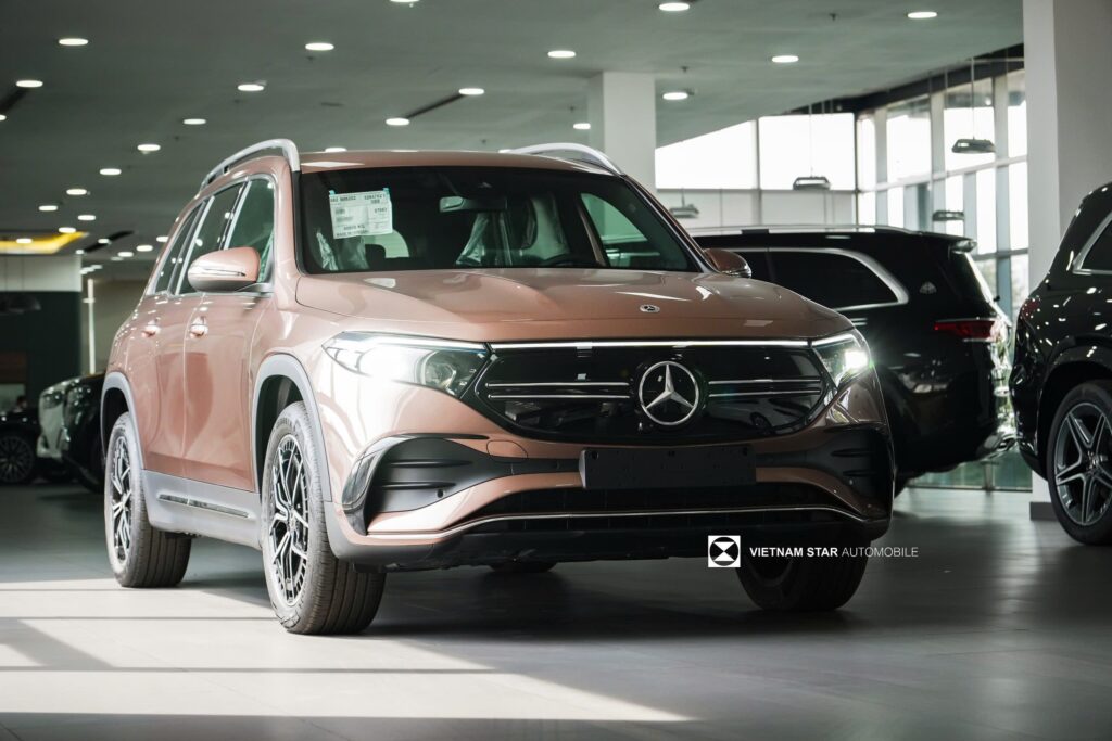 Kha nang van hanh Xe Dien Mercedes EQ 2025 2