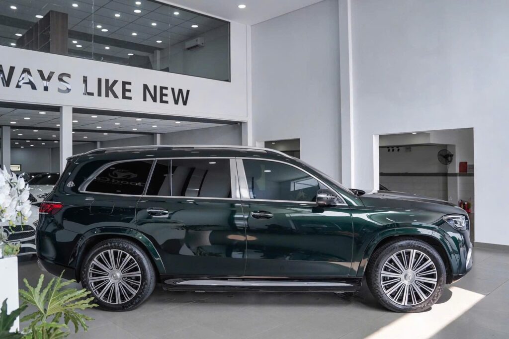 Thân Xe Maybach GLS 480 Màu Xanh