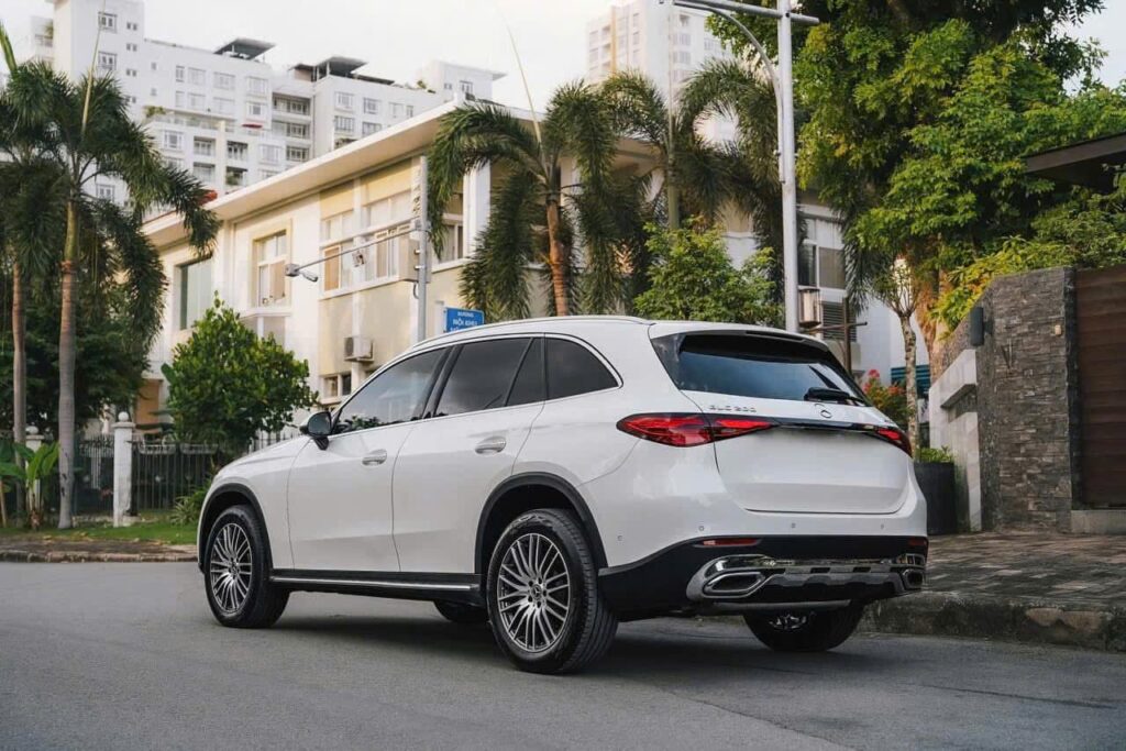 Mercedes GLC 200 4Matic tại Tây Ninh: Đánh Giá Xe Sang Đỉnh Cao Giá Lăn Bánh Mercedes GLC 200 4Matic tại Tây Ninh