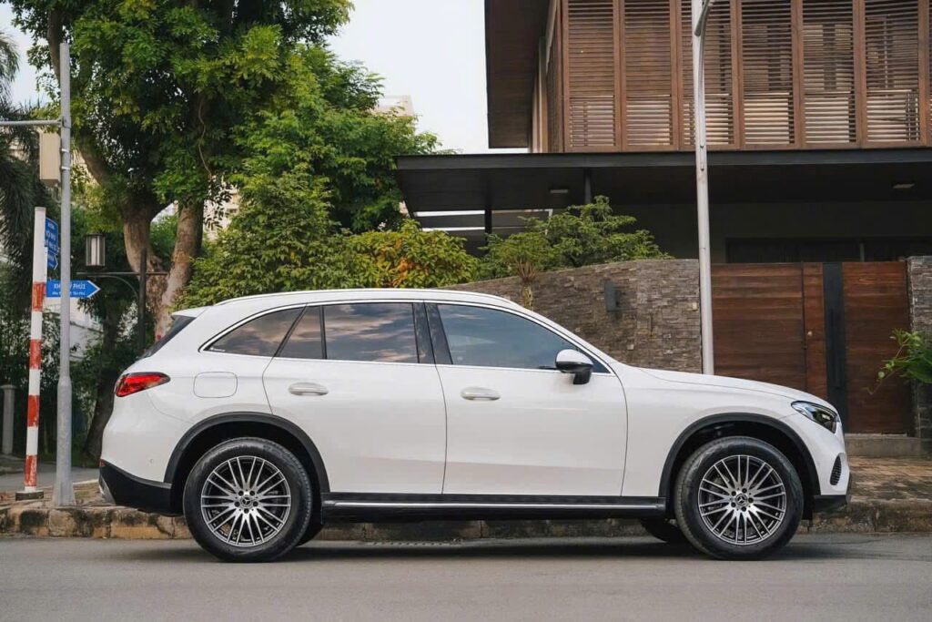 Mercedes GLC 200 4Matic tại Tây Ninh: Đánh Giá Xe Sang Đỉnh Cao Hiệu Suất Mercedes GLC 200 4Matic tại Tây Ninh