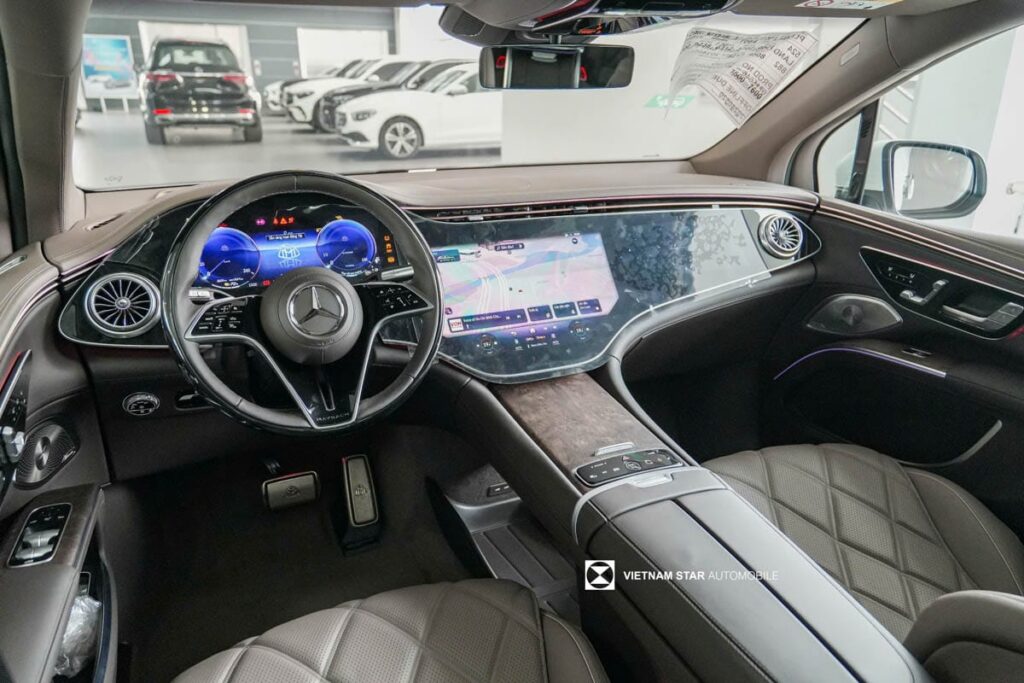 Mercedes-Maybach EQS 680 Màu Xanh