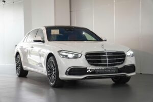 Giá Xe Mercedes S450 Màu Trắng