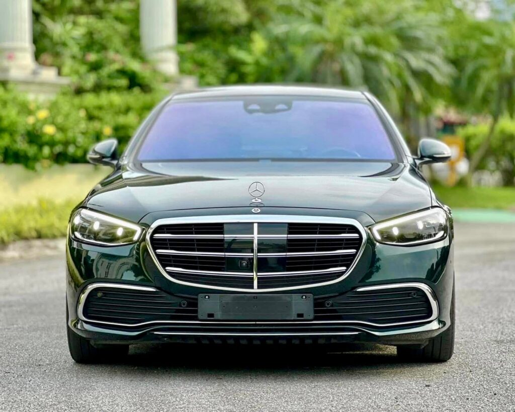 Ngoại Thất Mercedes S450 Màu Xanh