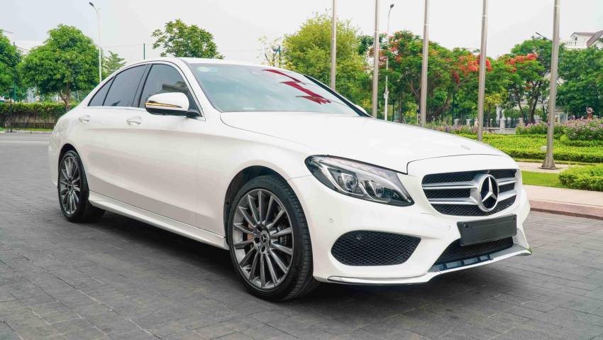 Có Nên Đi Xe Mercedes Cũ? Những Lợi Ích và Lưu Ý Quan Trọng cu1