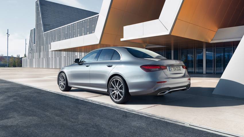 Sự Khác Nhau Giữa Các Dòng Xe Mercedes: So Sánh Chi Tiết Các Phiên Bản kne 2