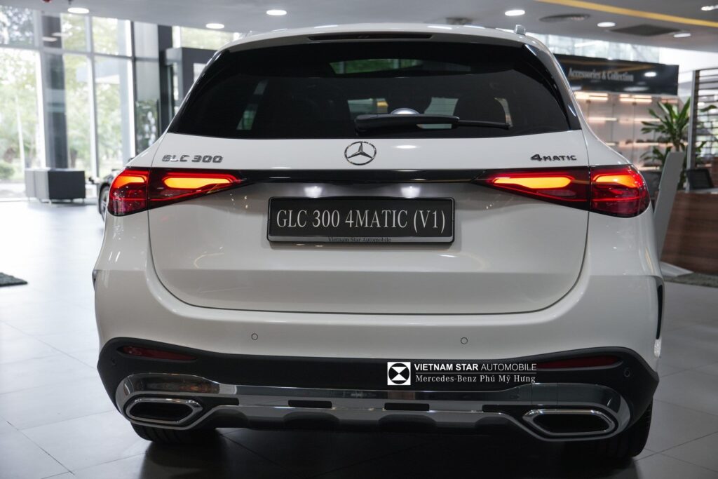 Mercedes GLC 300 Giá Lăn Bánh Mới Nhất
