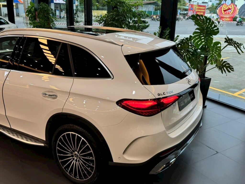Mercedes GLC 300 4MATIC tại Nha Trang