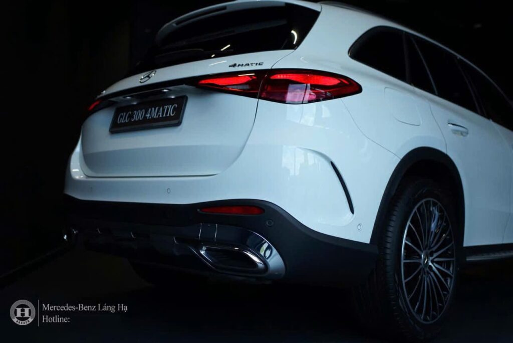 Mercedes GLC 300 Lăn Bánh Hà Nội