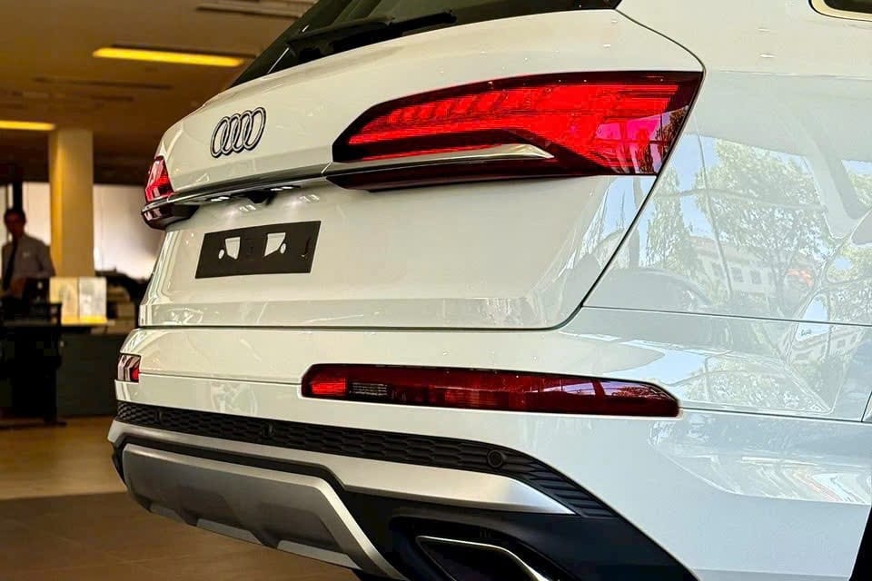 Audi 7 Chỗ Gầm Cao | Đánh Giá Audi Q7