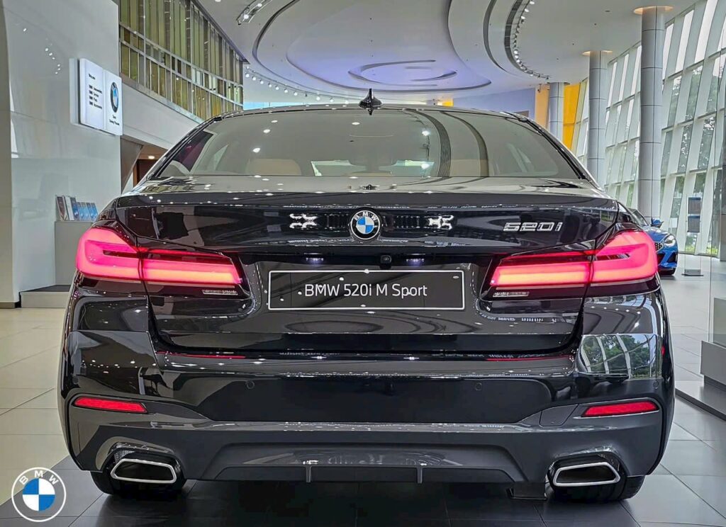 BMW 520i