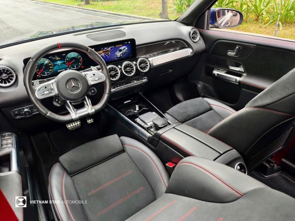 Gia Xe Mercedes AMG GLB 35 4MATIC 6