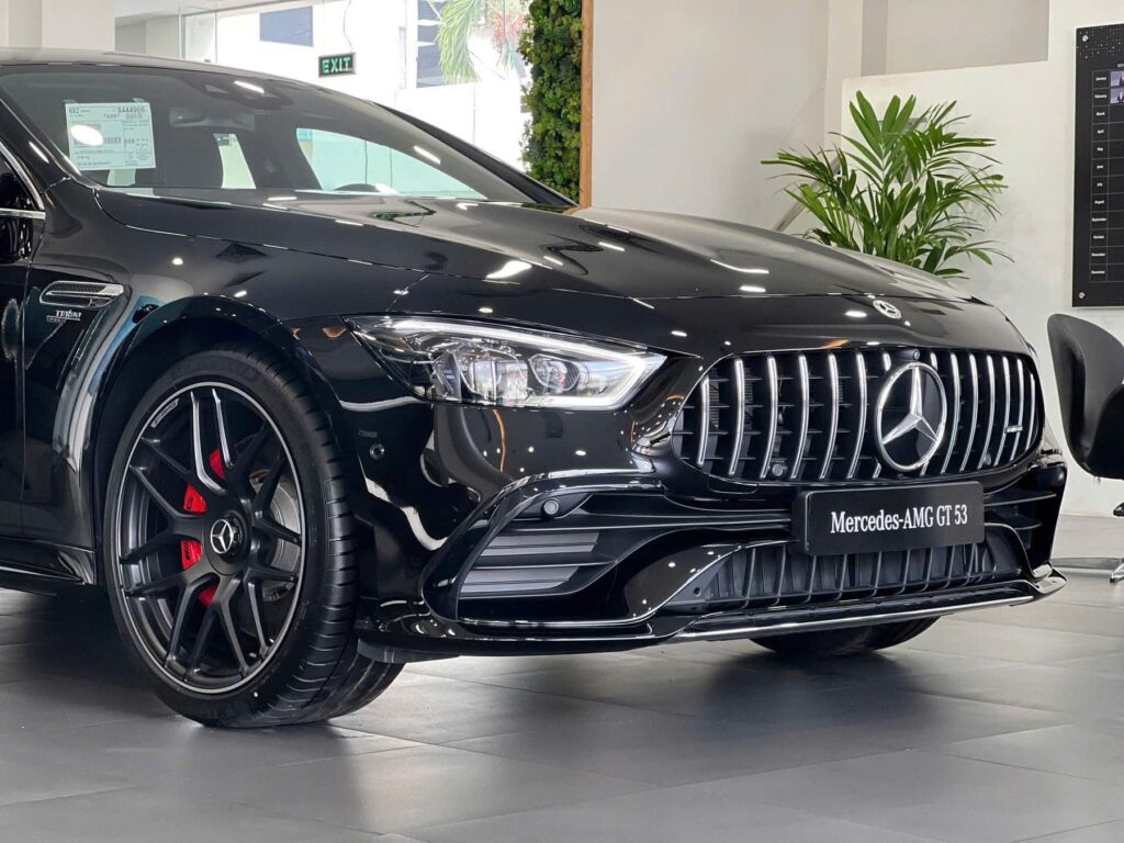 Mercedes-AMG GT 53 4Matic Màu Đen - Đỉnh Cao Hiệu Suất và Phong Cách Mercedes-AMG GT 53 4Matic Màu Đen