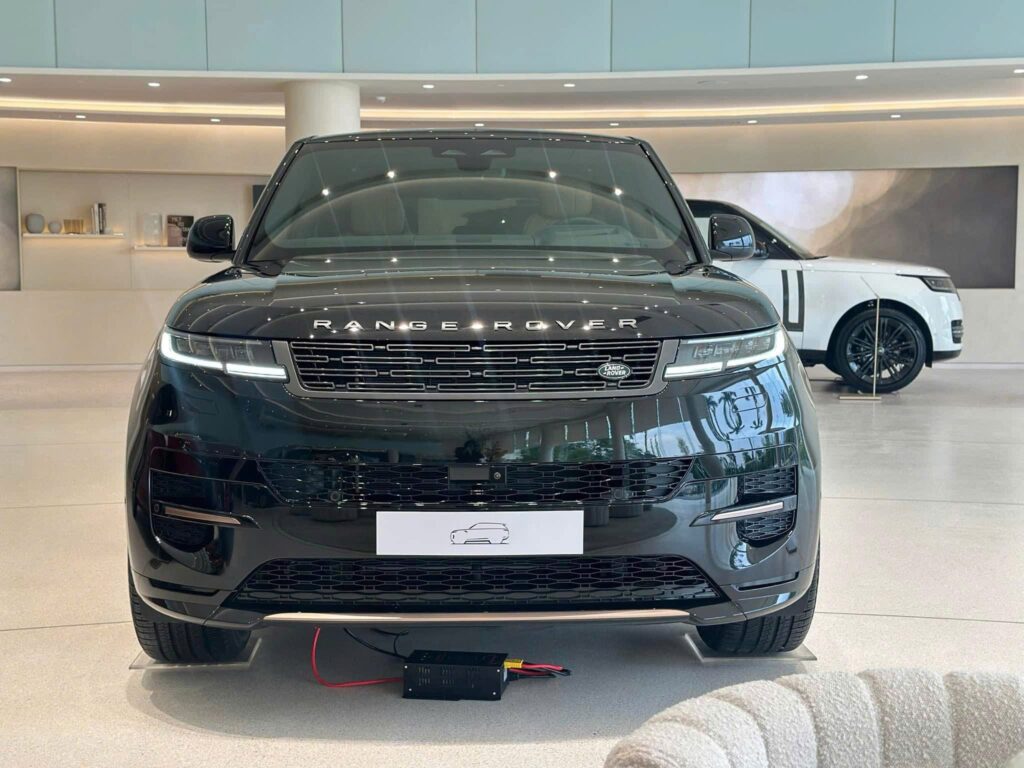 Range Rover Sport 1