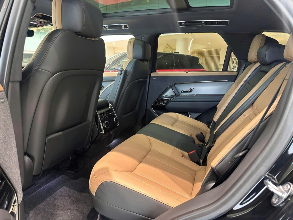 Nội Thất Range Rover Sport