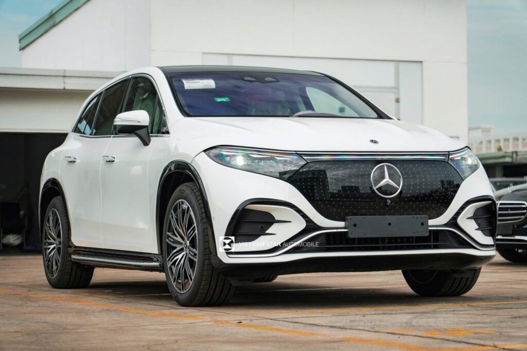 Xe 7 chỗ hạng sang Mercedes Benz EQS 500 thuần điện
