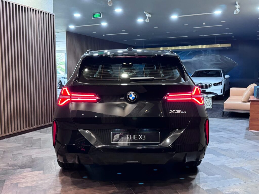 BMW X3 Màu Đen – Đánh Giá Sự Sang Trọng và Cá Tính 2026 BMW X3 Màu Đen 2025