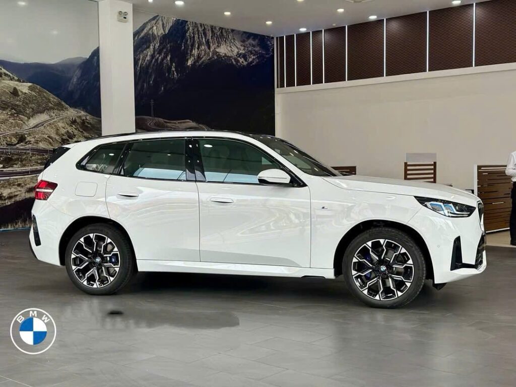 BMW X3 Màu Trắng Phiên Bản 20 xDrive M Sport