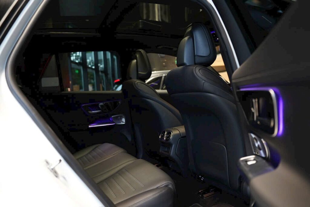 Mercedes-Benz GLC 300 4Matic - Những Điều Cần Biết Trước Khi Mua Xe Mercedes-Benz GLC 300 4Matic