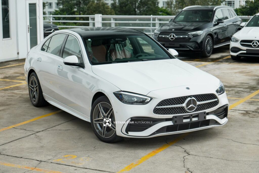 Mercedes C300 AMG V2 2025