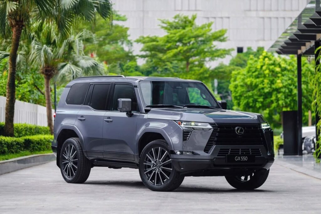 Giá Xe Lexus 7 Chỗ Lăn Bánh GX 550