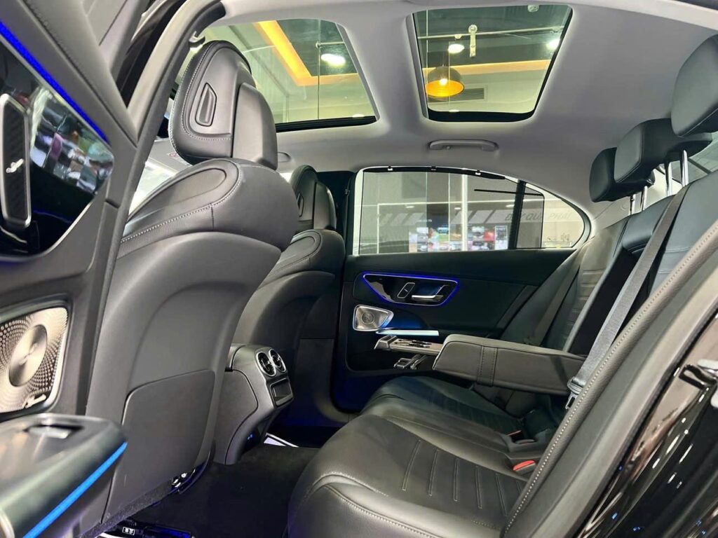 Mercedes C300 AMG Lăn Bánh Tại Tây Ninh – Giá Xe & Ưu Đãi Mới Nhất Mercedes C300 AMG Lăn Bánh Tại Tây Ninh