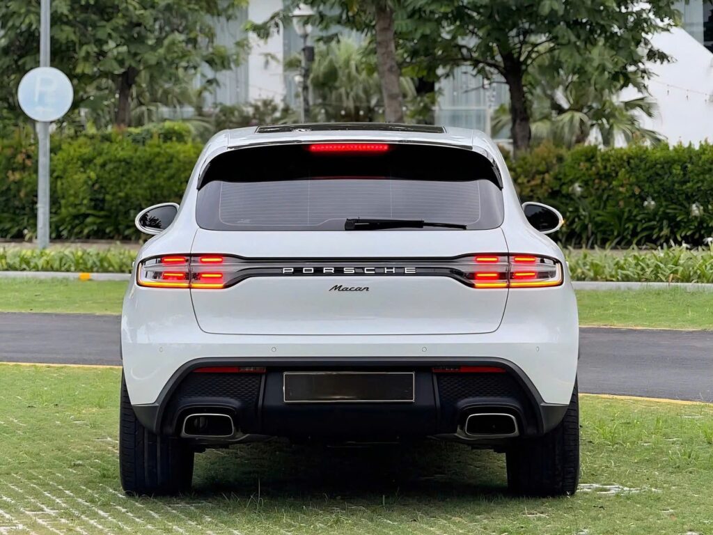 Porsche Macan Lăn Bánh TP Hồ Chí Minh