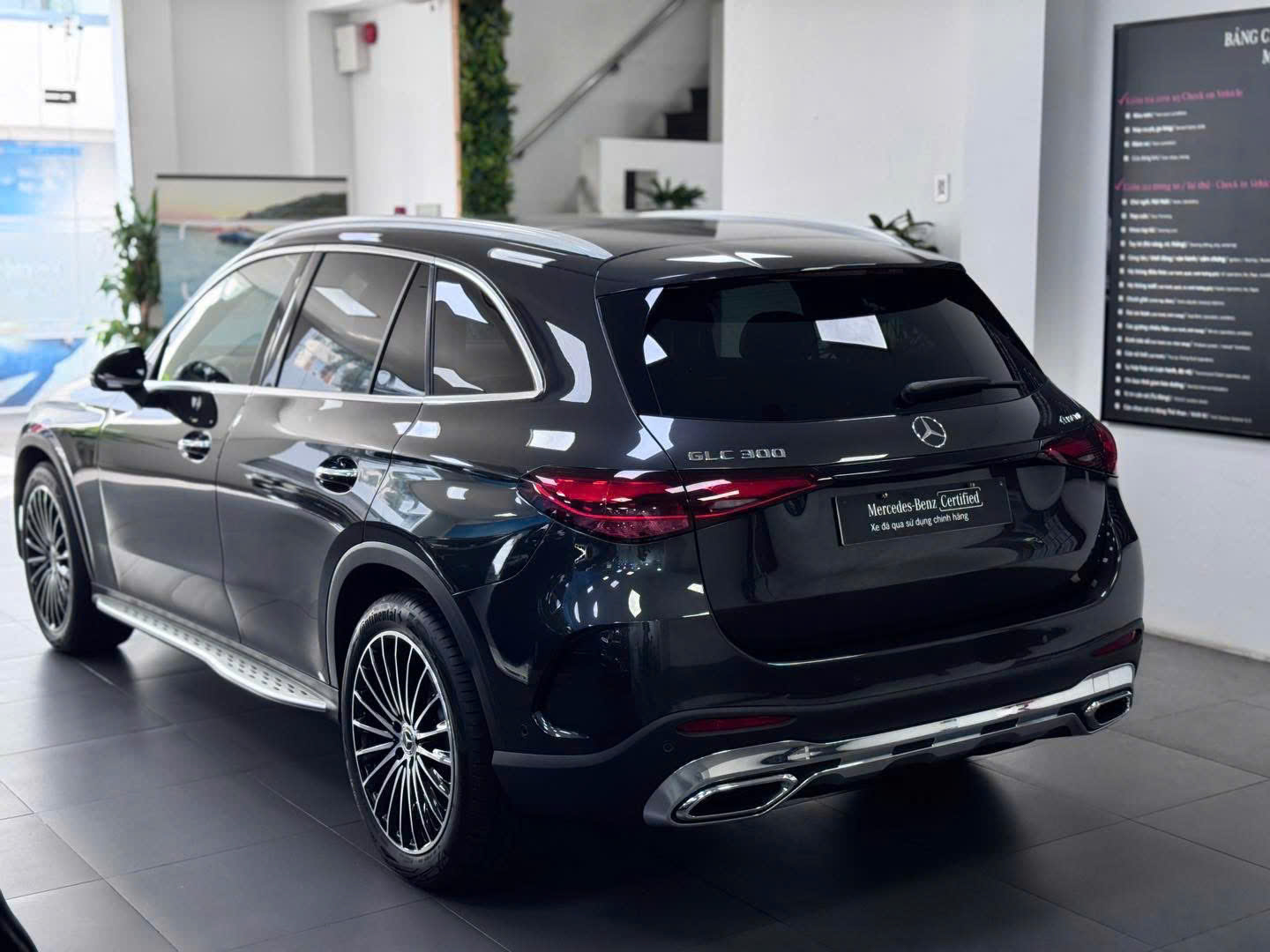 GLC 300 Cũ - Xe Lướt Chính Hãng Mercedes