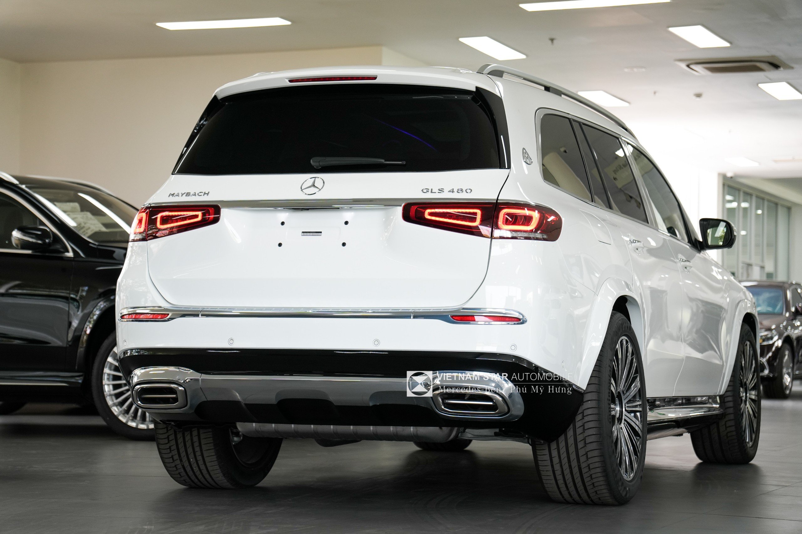 MayBach GLS 480 Màu Trắng