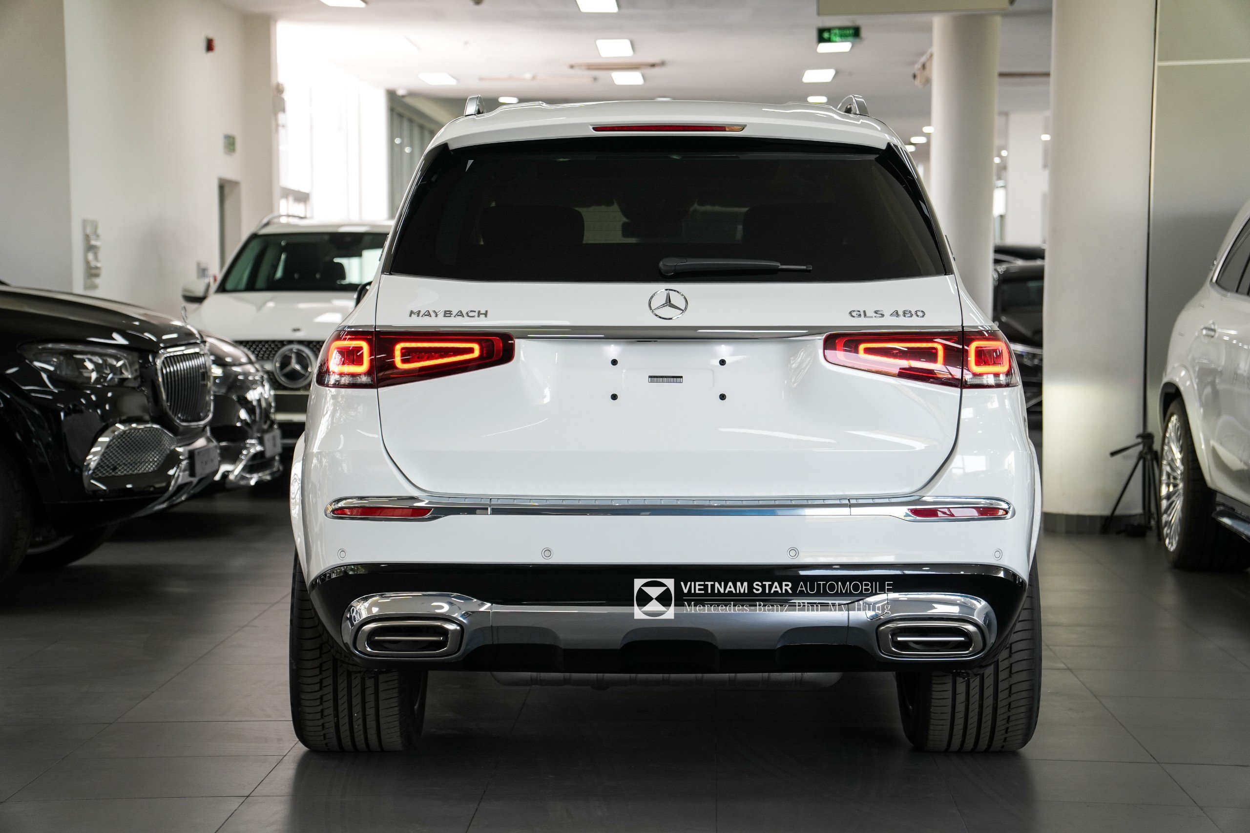 MayBach GLS 480 Màu Trắng