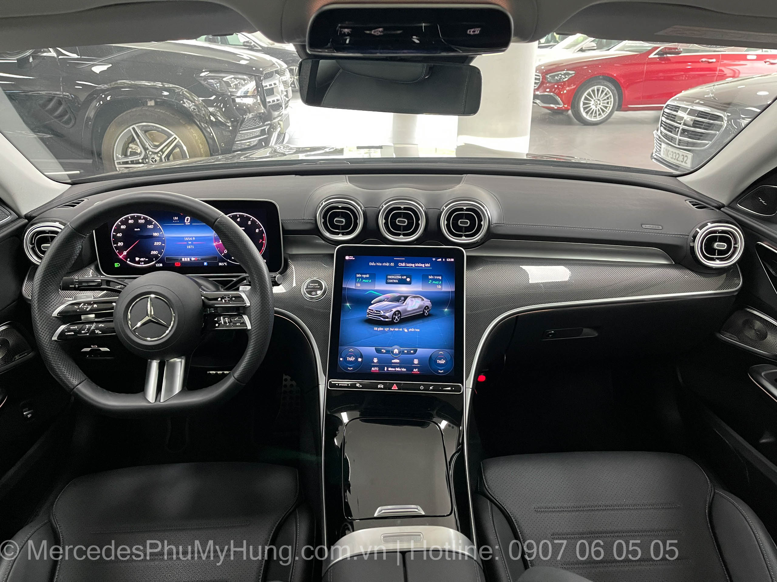 Giá xe cũ Mercedes C300 Đen