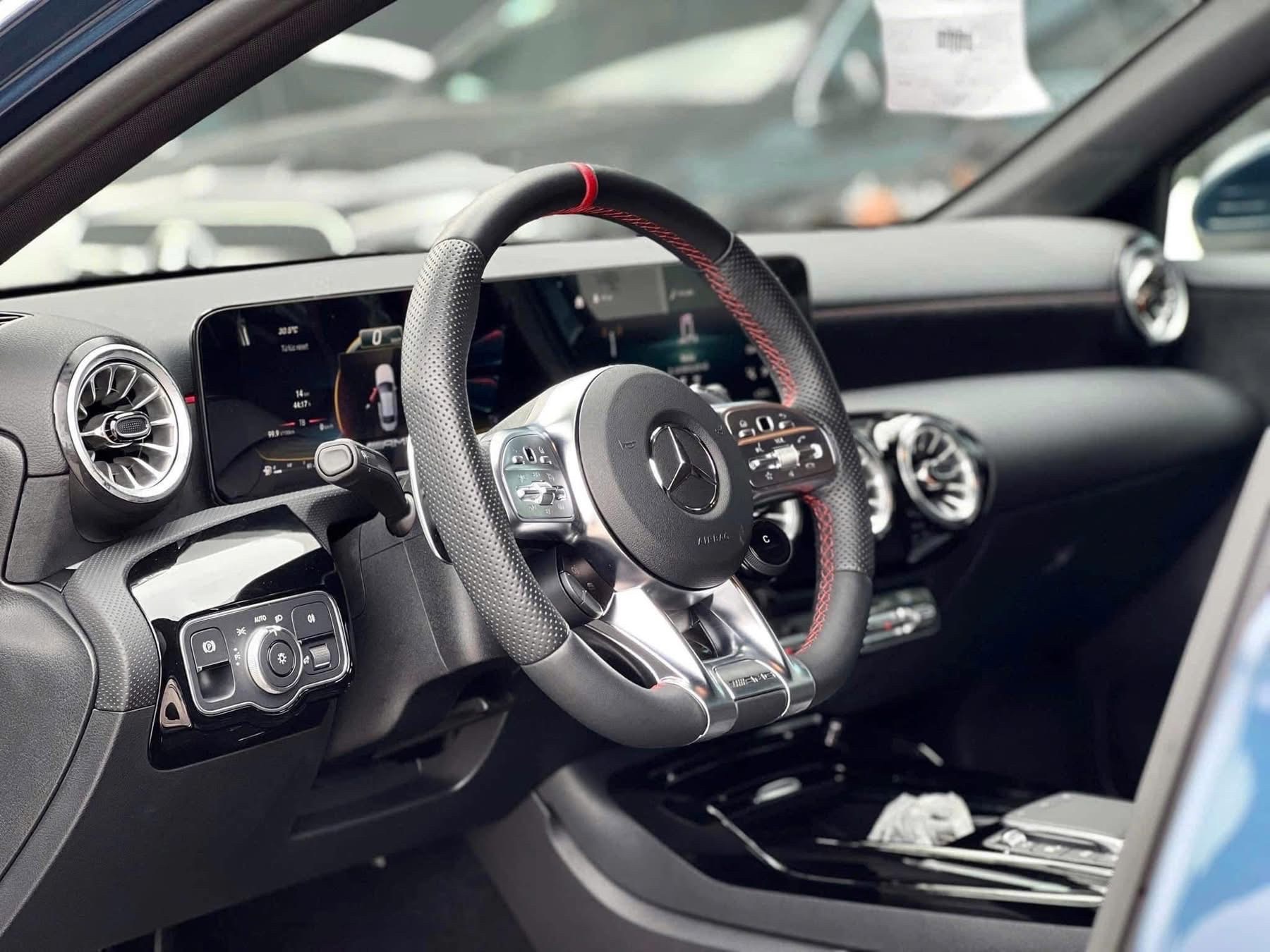 Mercedes-AMG A35 4Matic