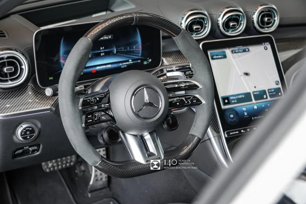 Mercedes-AMG C63 S E PERFORMANCE Mercedes-AMG C63 SE Performance