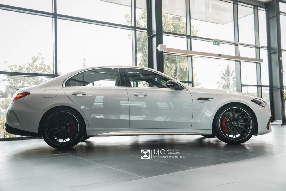 Mercedes-AMG C63 S E PERFORMANCE Mercedes-AMG C63 SE Performance