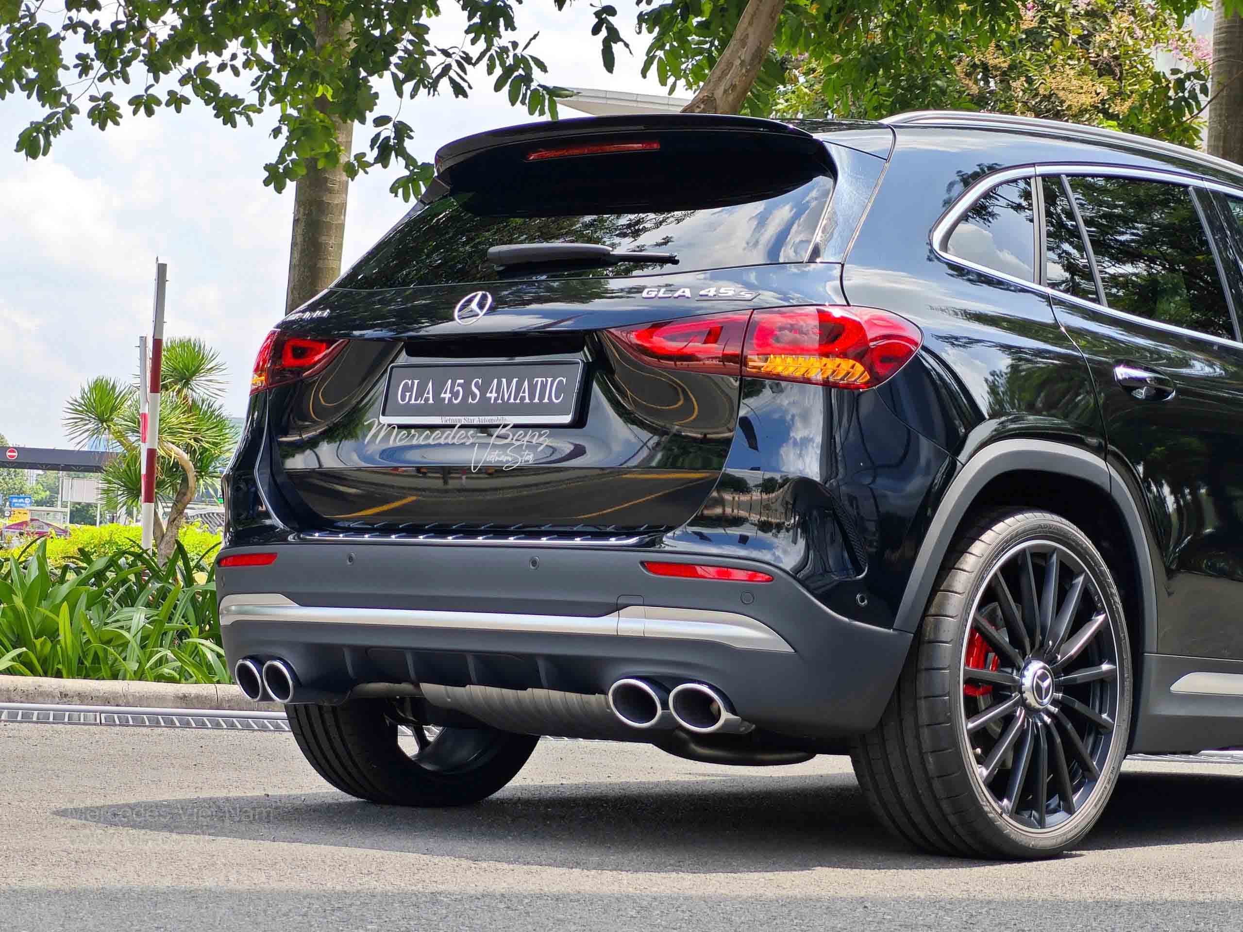 Mercedes-AMG GLA 45 S 4Matic+