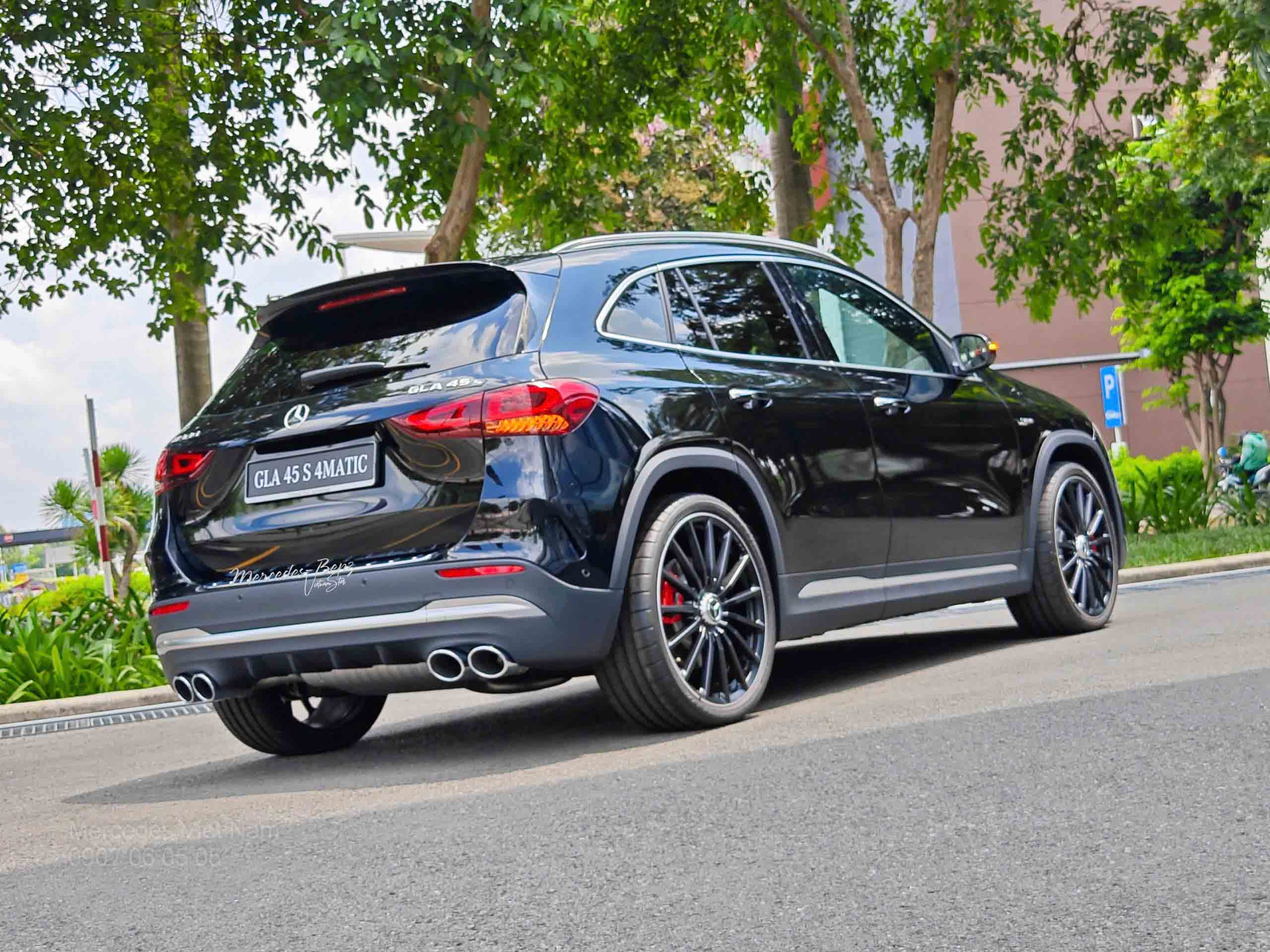 Mercedes-AMG GLA 45 S 4Matic+