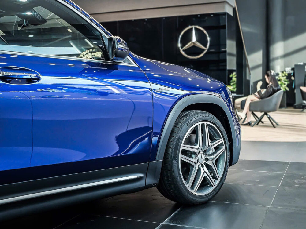 Mercedes-AMG GLB 35 4Matic Mercedes AMG GLB 35 4Matic 6