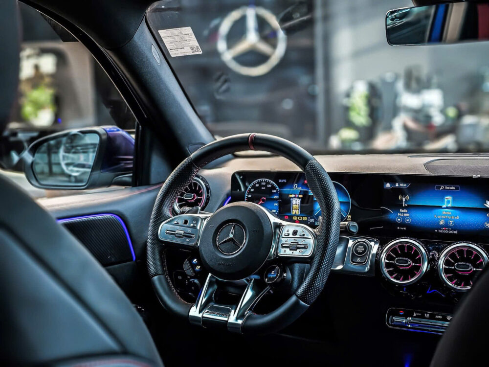 Mercedes-AMG GLB 35 4Matic Mercedes AMG GLB 35 4Matic 9