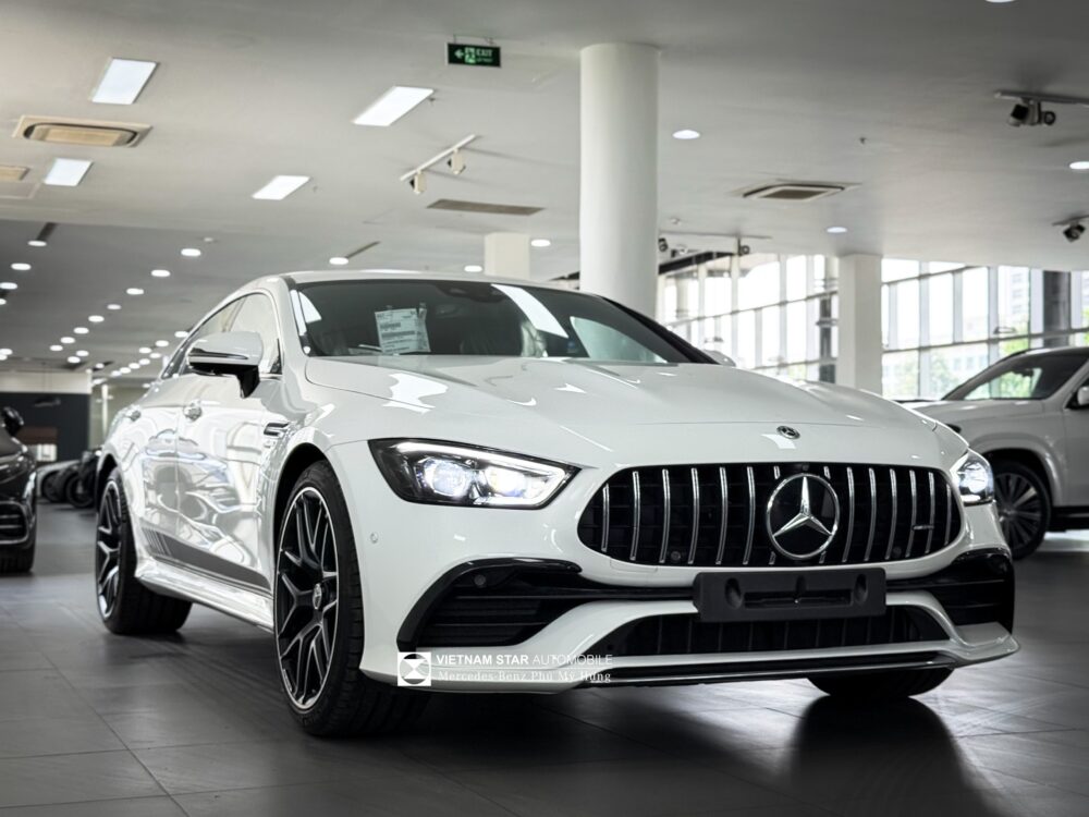 Mercedes AMG GT 53 4Matic 12