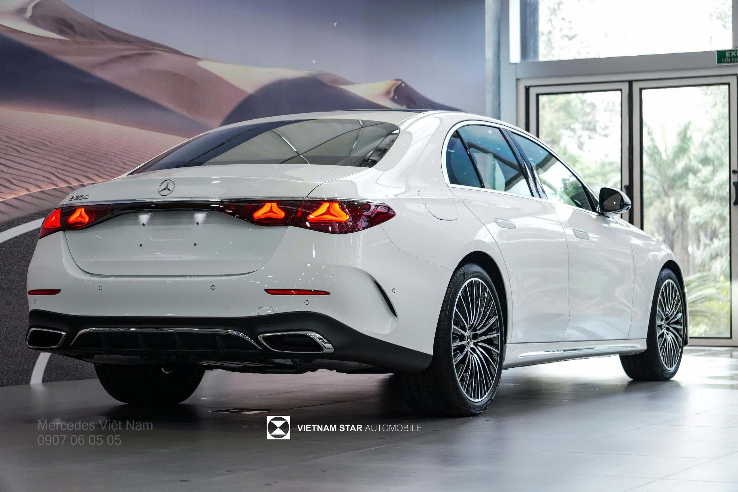 Mercedes-Benz E300 AMG