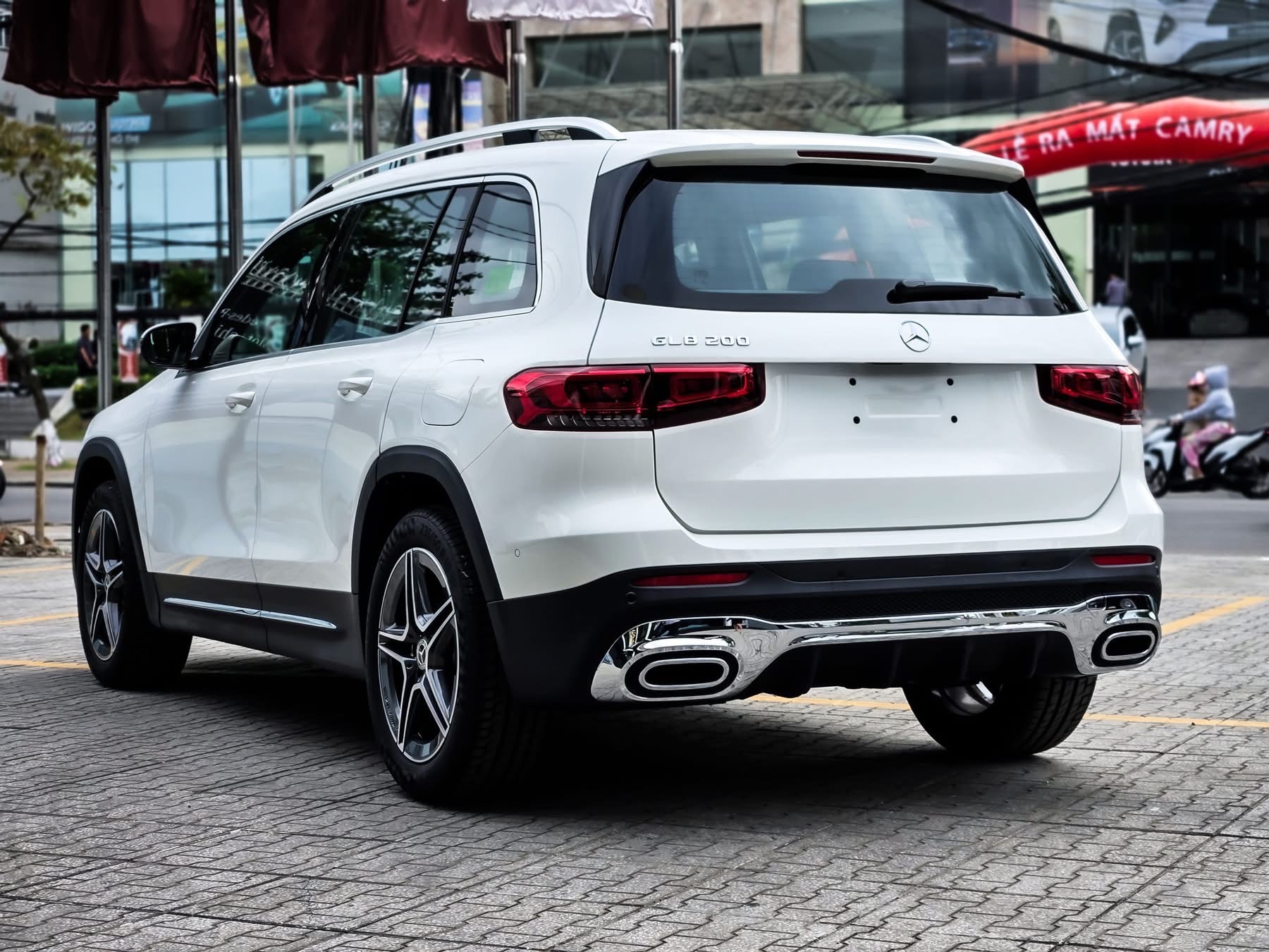 Mercedes-Benz GLB 200 AMG