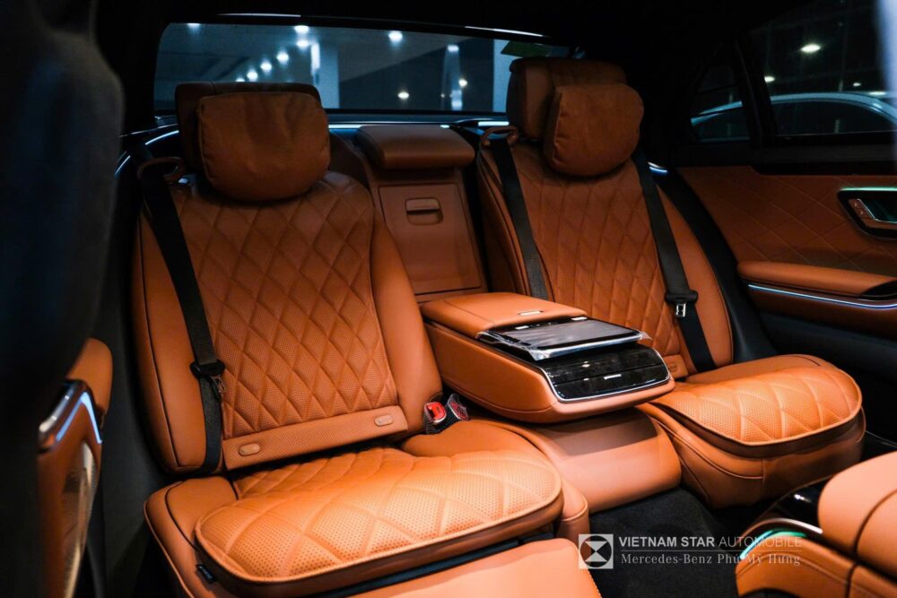 Mercedes Benz S450 Luxury 4Matic 7